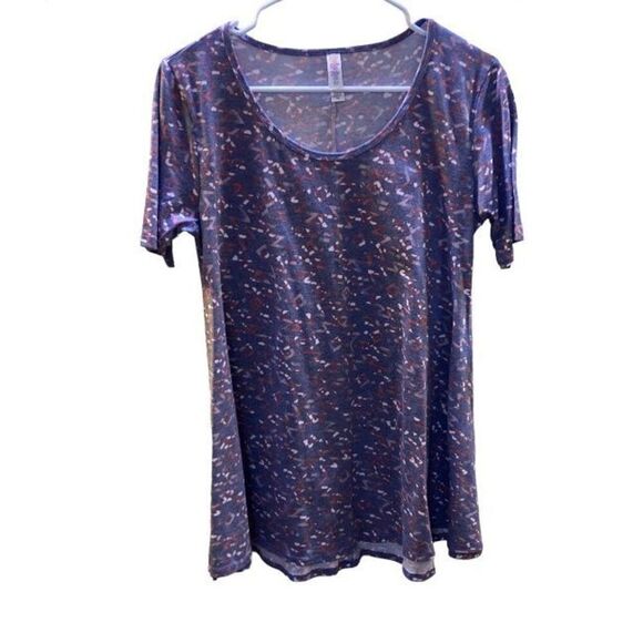💕3/$30💕 LuLaRoe Perfect T Blue with Red and Pink Aztec Designs - Picture 1 of 9